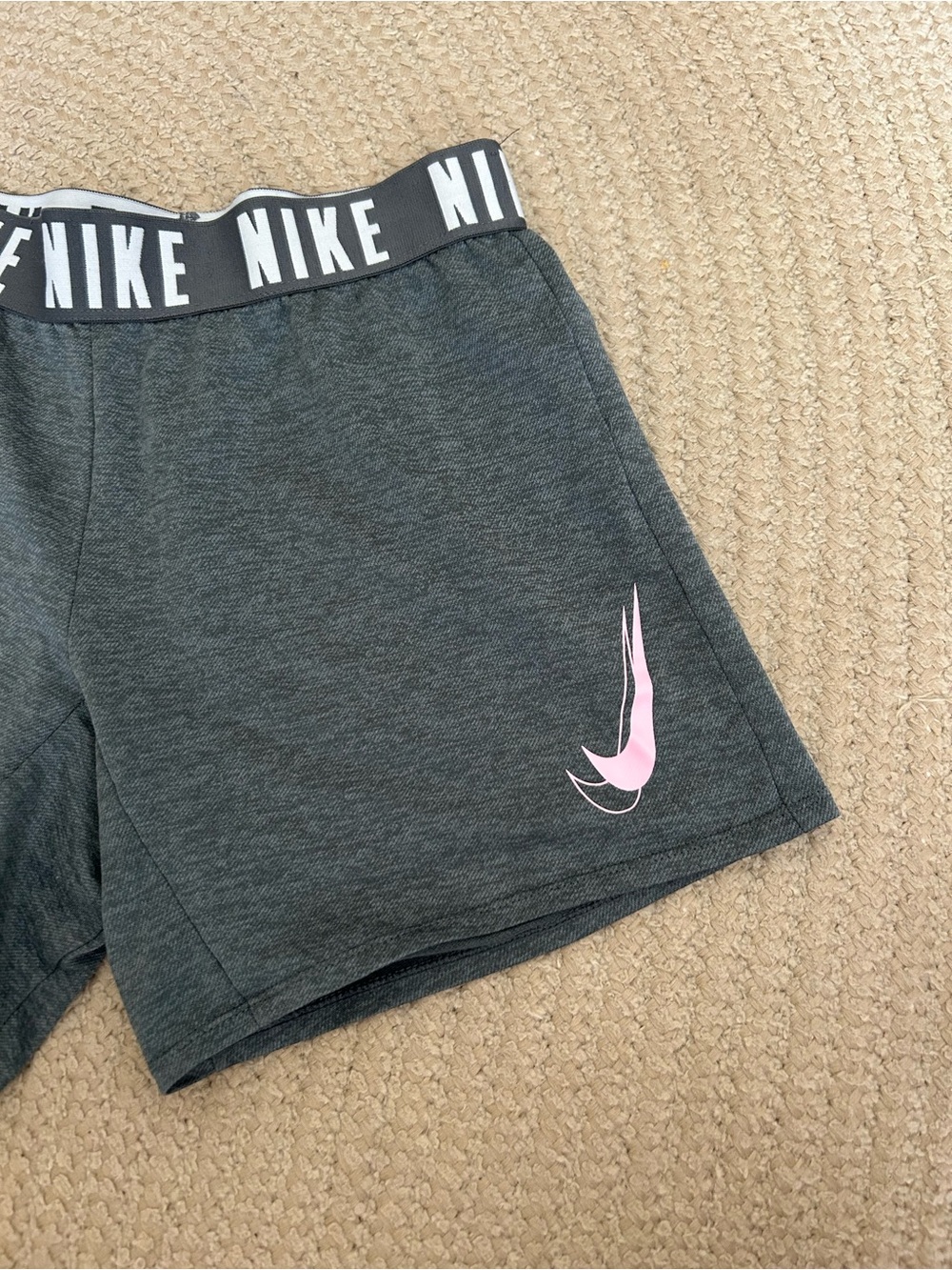 Youth Nike shorts - M - Picture 2 of 7